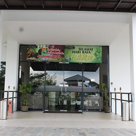Tribeca Suites Kuching Zewnętrze zdjęcie