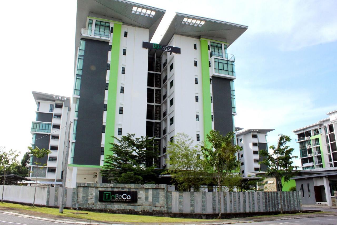 Tribeca Suites Kuching Zewnętrze zdjęcie